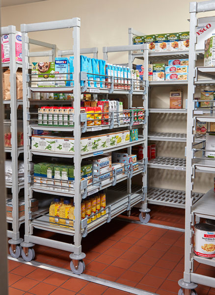 0120-Shelving-Gallery_Cambro-CPHU214267S4480_B1LK_0319_S07