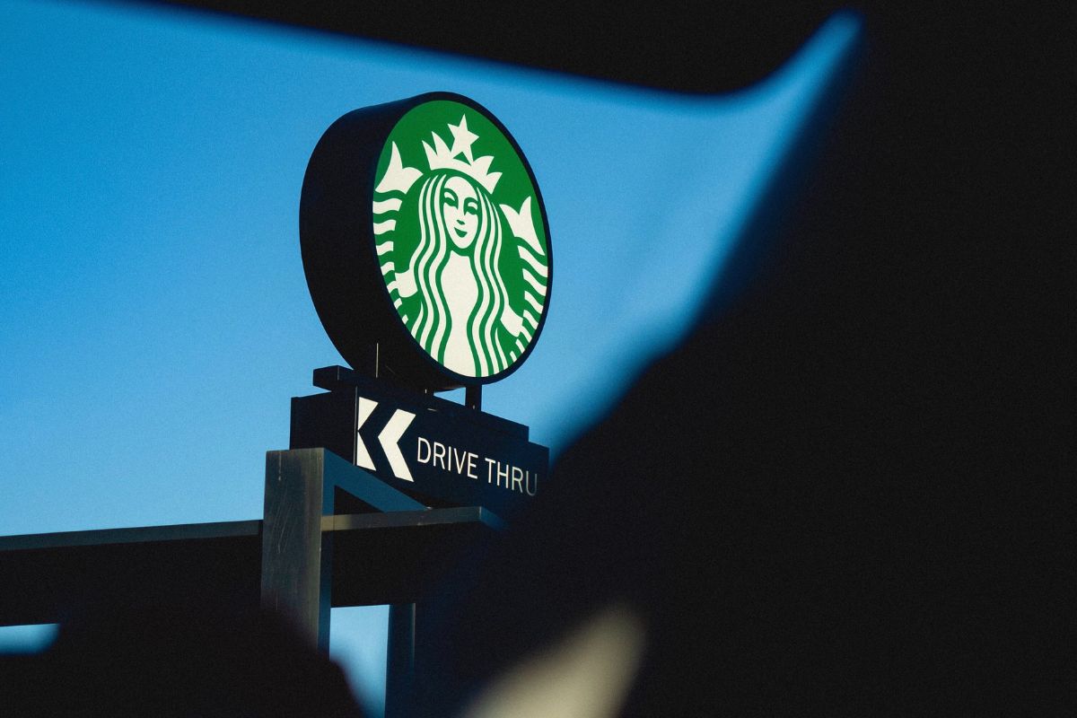 Starbucks Drive thru 1200x800 1