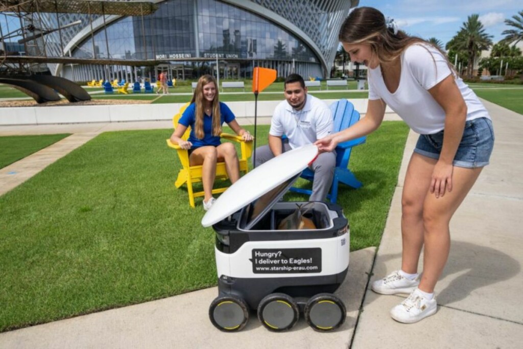 Starship Technologies Missouri State University 1200x800